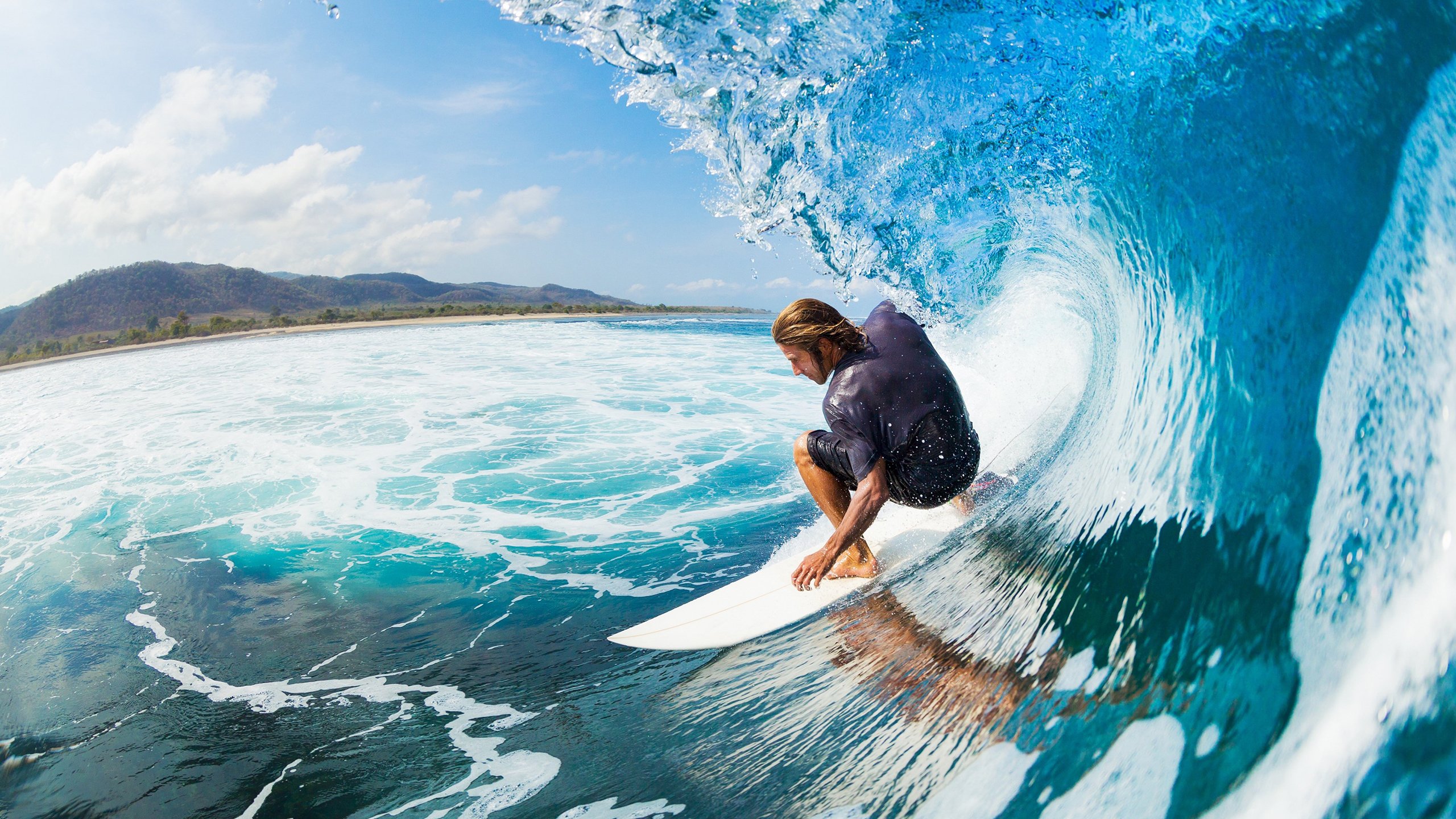 爱游戏中国官网-国际冲浪电影节，展现海上运动的动感魅力，冲浪题材电影
