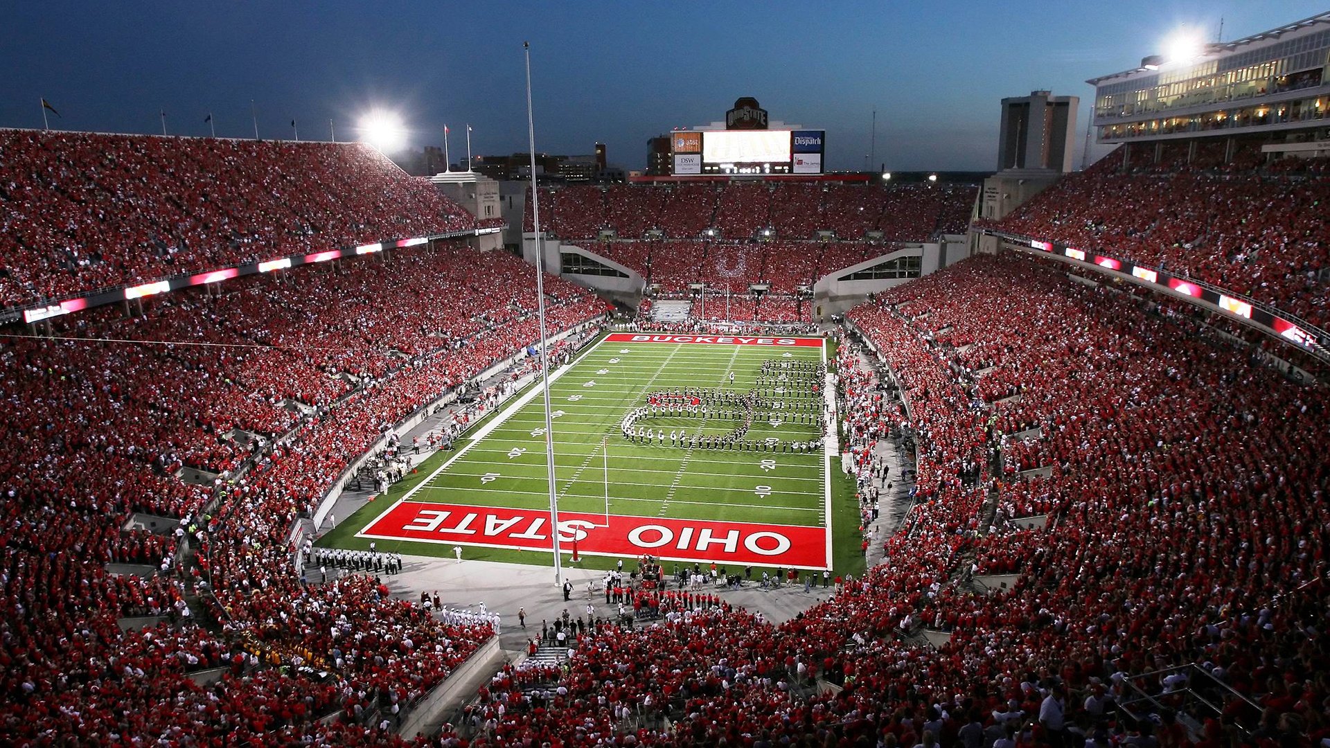 塞内加尔球员用“踢雪仗”热身，观众直呼太欢乐，塞内加尔摔跤场谁建的